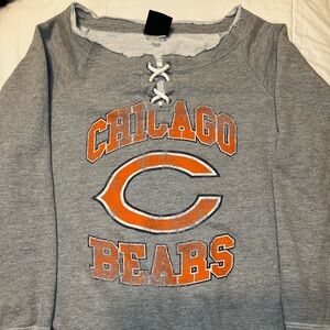 Chicago Bears NFL Women’s Lace-Up Sweatshirt – Gray – Size Small